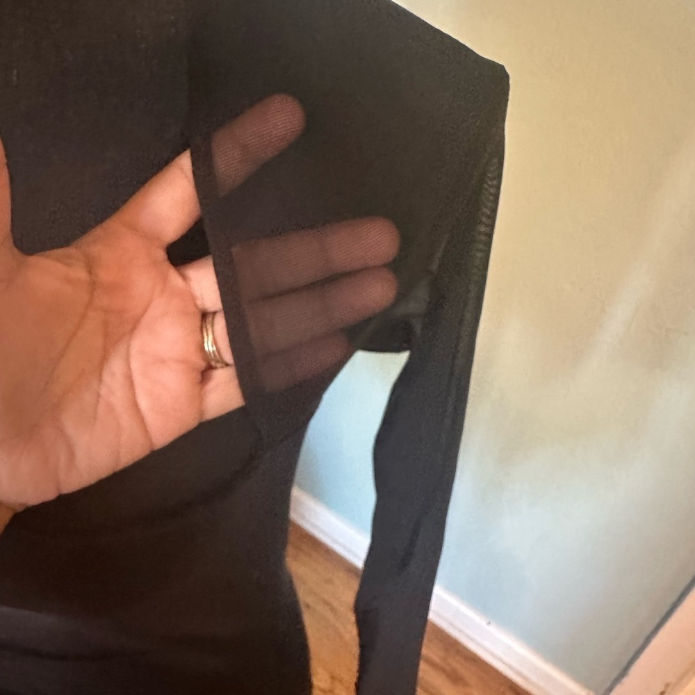 Abercrombie & Fitch Black Long Sleeve Bodysuit - Picture 6 of 7